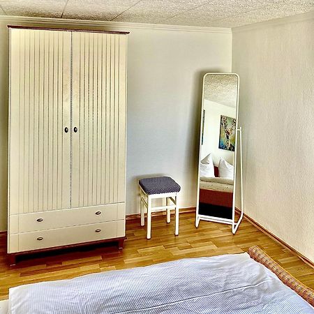 Gemuetliche Ferienwohnung Sagard Exterior foto